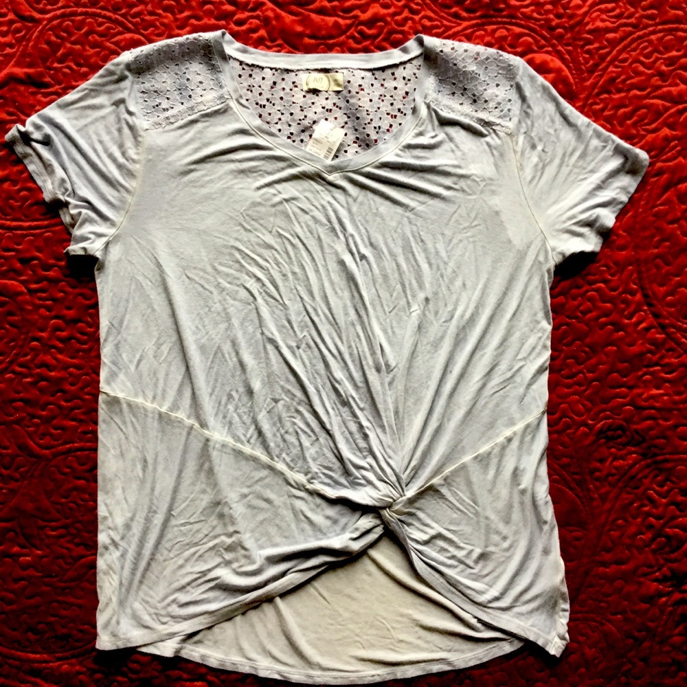 maurices 24/7 backstage knot-hem tee